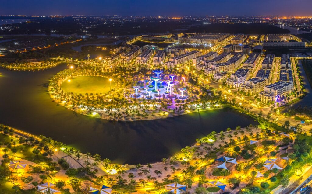 Công viên ánh sáng Vinhomes Grand Park Quận 9 rực rỡ về đêm